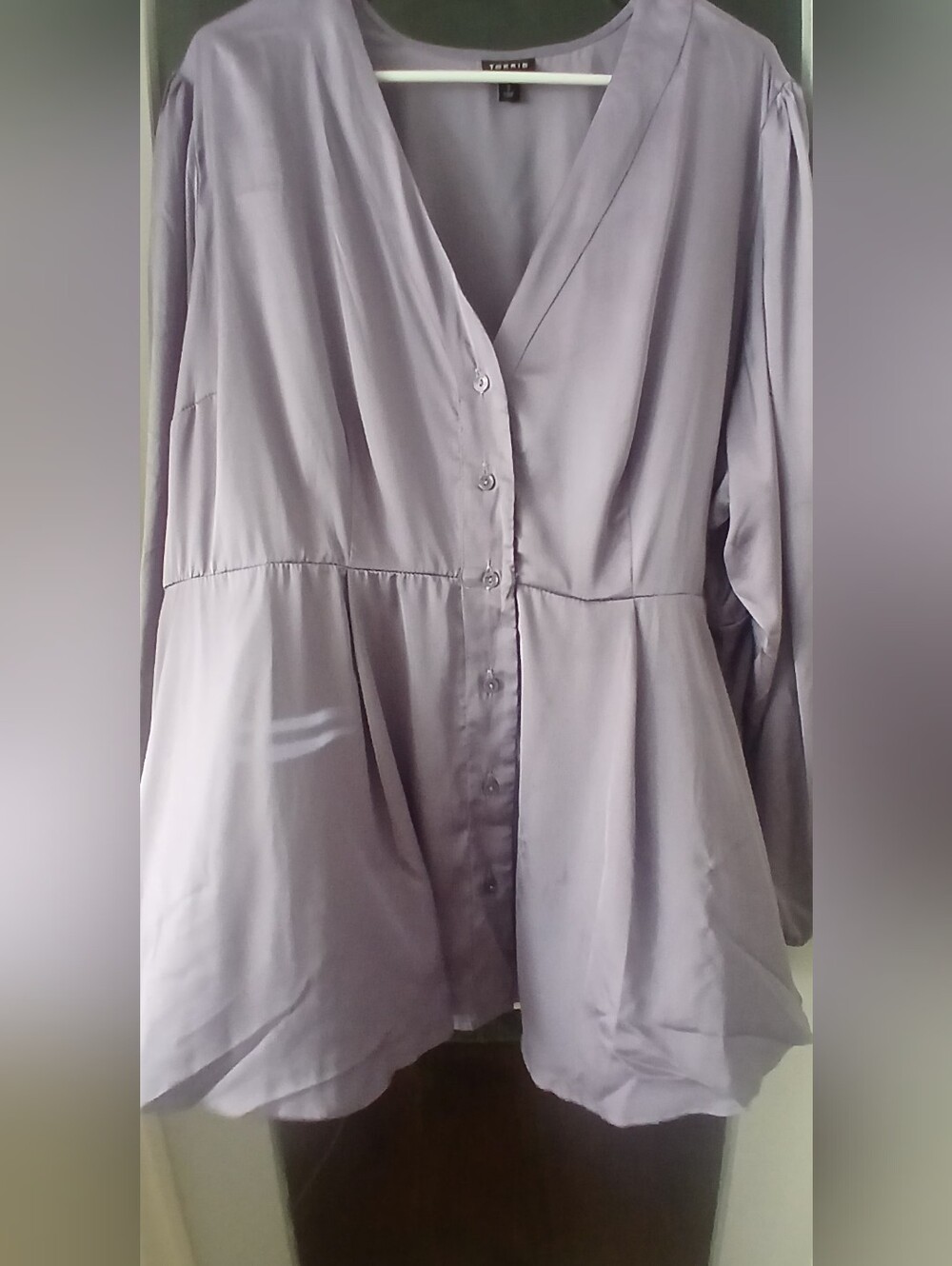 Torrid Lilac Button-Front Peplum Shirt SZ 3 - Picture 2 of 6